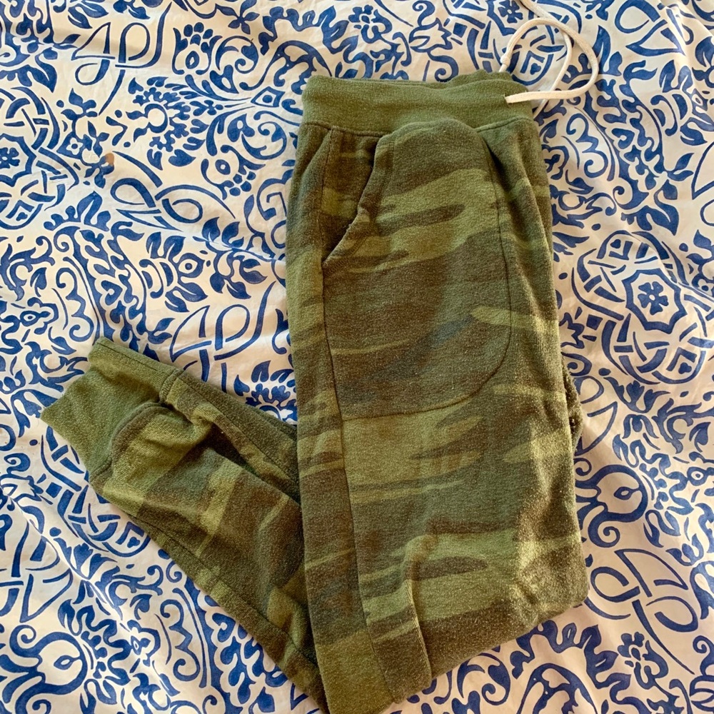 Alternative Apparel camo jogger sweats